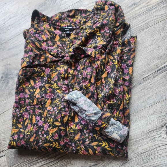 Torrid Size 2 (2x) Quarter Sleeve Fall/Autumn Floral Harper Blouse - Picture 4 of 6